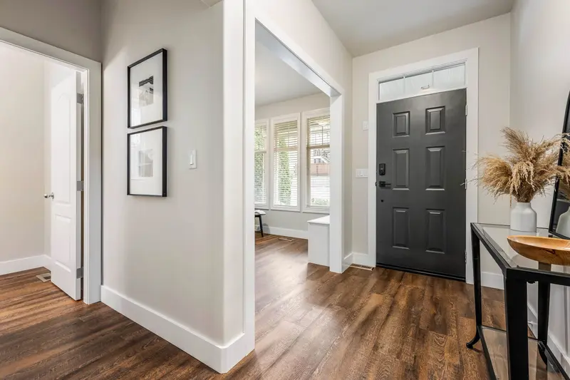 9 45957 SHERWOOD DRIVE - photo 3 of 25