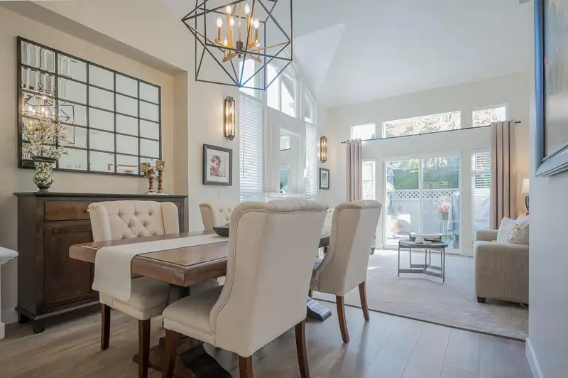 4 15168 22 AVENUE - photo 3 of 40