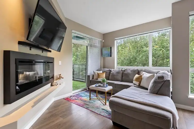 112 2238 WHATCOM ROAD - photo 2 of 40