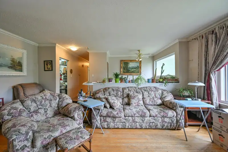 8532 BROOKE ROAD - photo 4 of 27