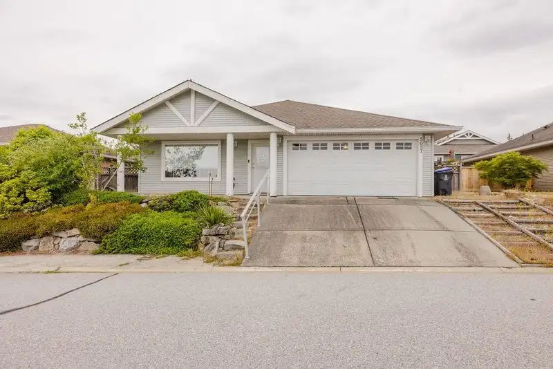 5687 EMILY WAY - photo 1 of 30