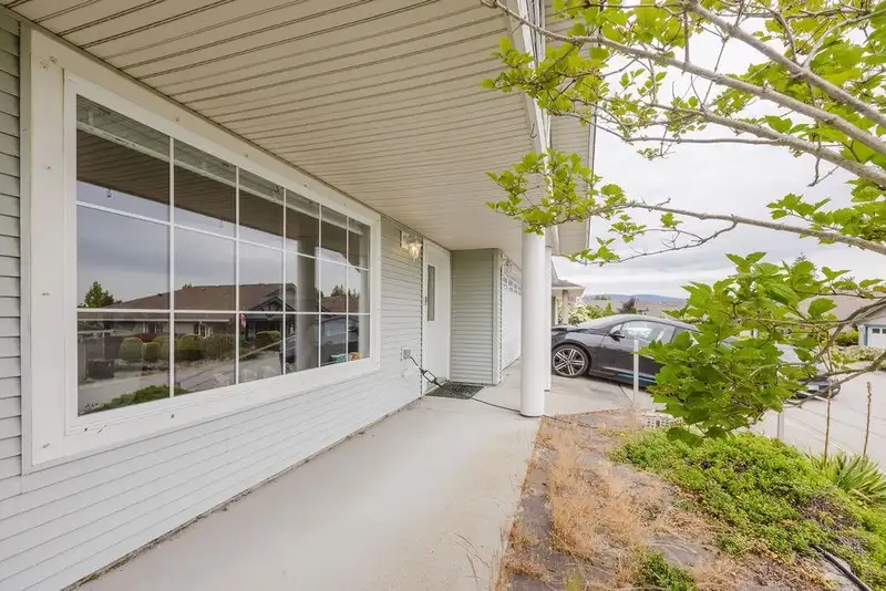 5687 EMILY WAY - photo 3 of 30