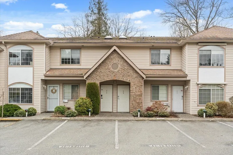 54 3110 TRAFALGAR STREET - photo 1 of 25