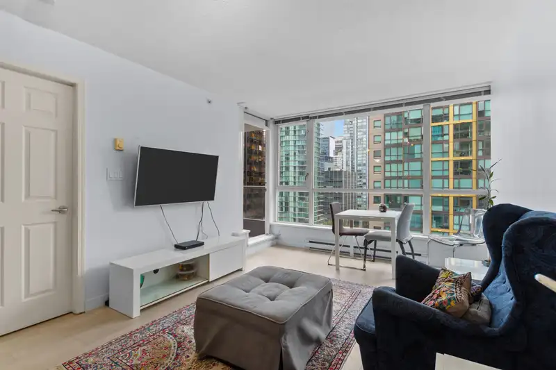 1401 1420 W GEORGIA STREET - photo 3 of 22