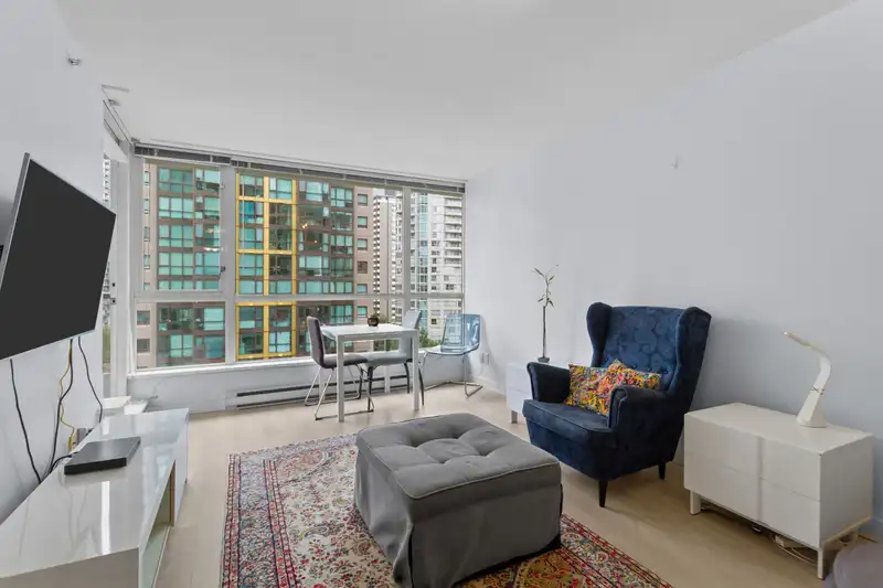 1401 1420 W GEORGIA STREET - photo 4 of 22