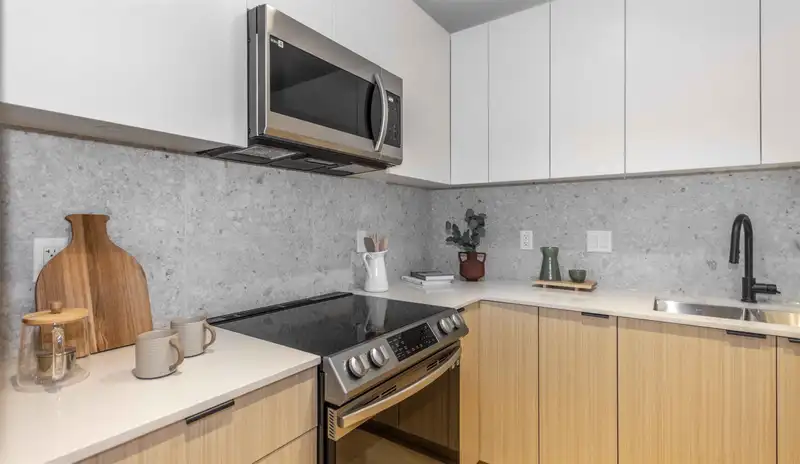 601 13455 94A AVENUE - photo 4 of 13