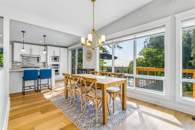 884 WELLINGTON DRIVE - photo 1 of 25