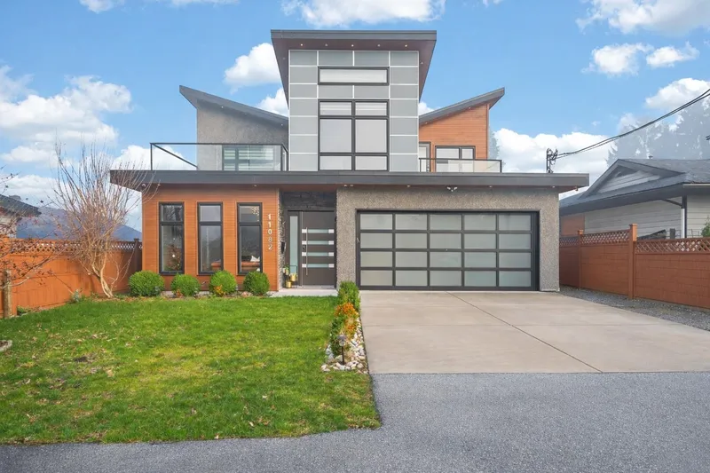 11082 131A STREET - photo 1 of 25