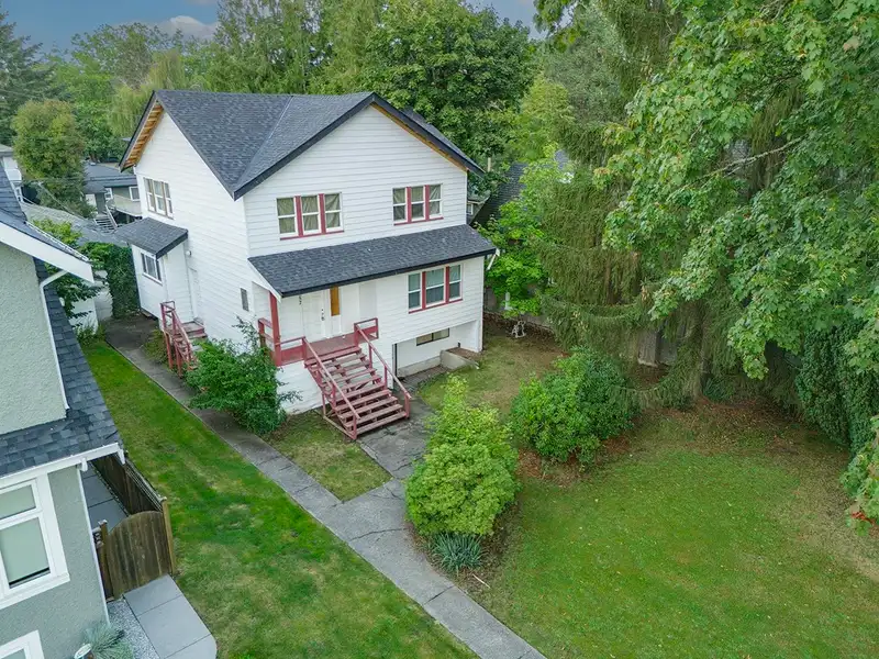 3357 W 26TH AVENUE - photo 4 of 15