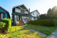 3144 W 7TH AVENUE - thumbnail 1