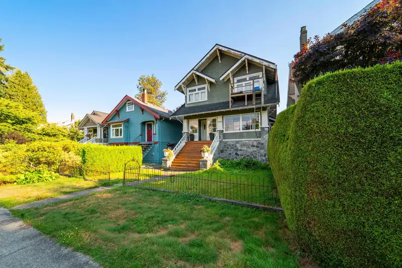 3144 W 7TH AVENUE - photo 3 of 3