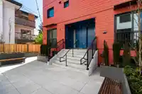 121 1552 E 3RD AVENUE - thumbnail 33