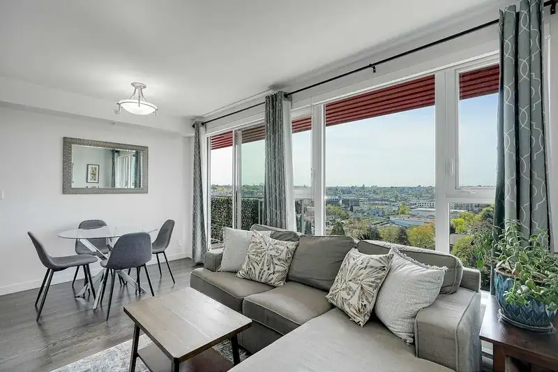 1004 955 E HASTINGS STREET - photo 1 of 40