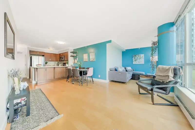 518 6028 WILLINGDON AVENUE - photo 2 of 31