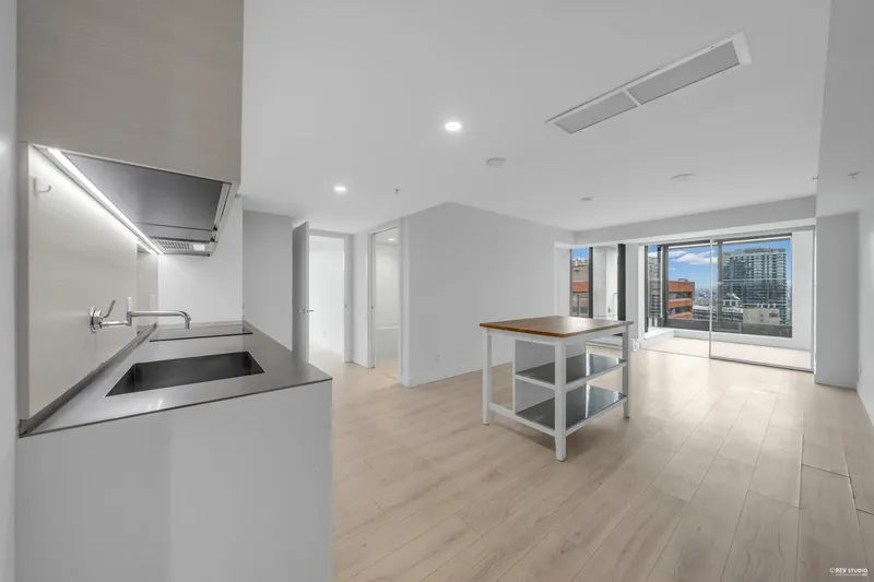 1902 1133 HORNBY STREET - photo 3 of 24