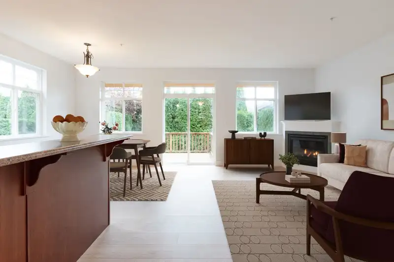 3 811 NORTH ROAD - photo 4 of 40