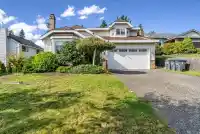 7827 167A STREET - thumbnail 3