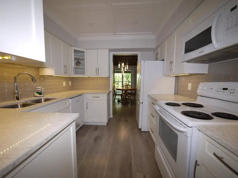 404 32110 TIMS AVENUE - photo 2 of 28