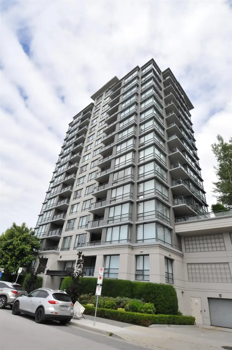 1802 3333 CORVETTE WAY - photo 1 of 29