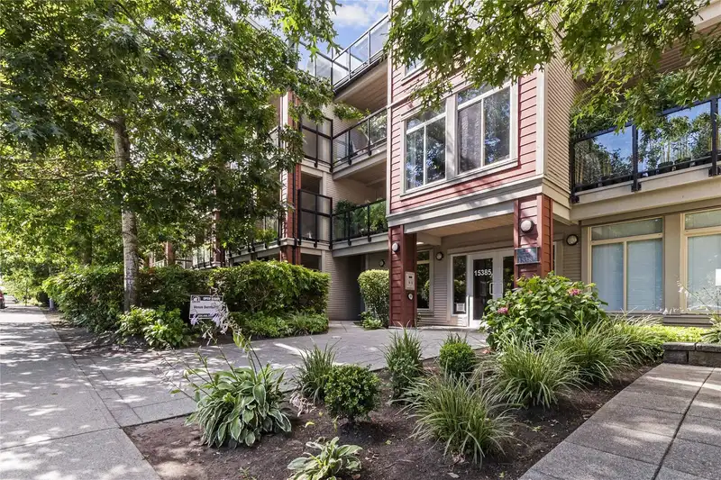 312 15385 101A AVENUE - photo 1 of 8
