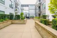 210 6968 ROYAL OAK AVENUE - thumbnail 15