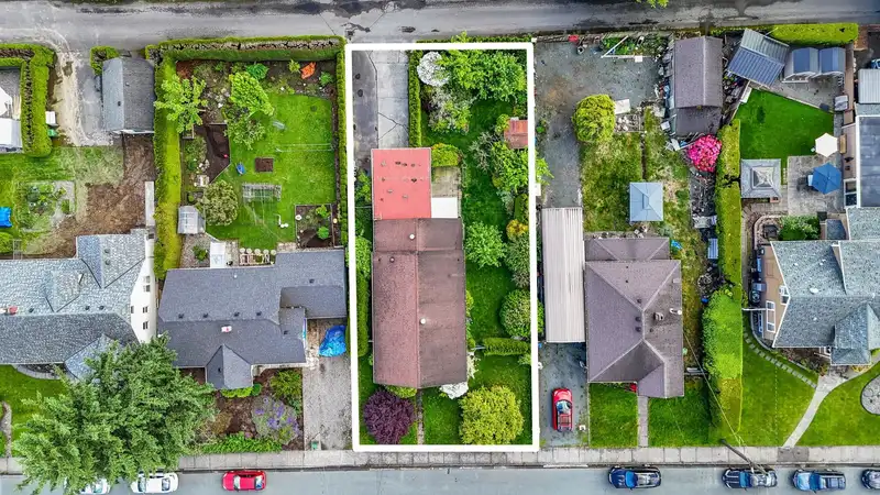 45782 VICTORIA AVENUE - photo 1 of 28