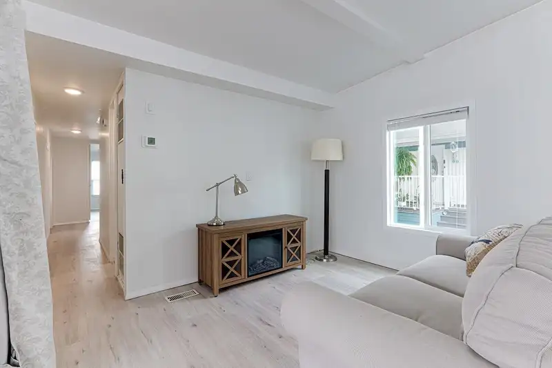 19636 PINETREE LANE - photo 3 of 30