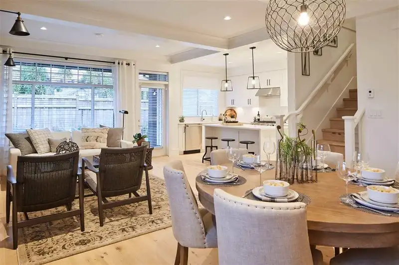 3 8425 VENTURE WAY - photo 3 of 10