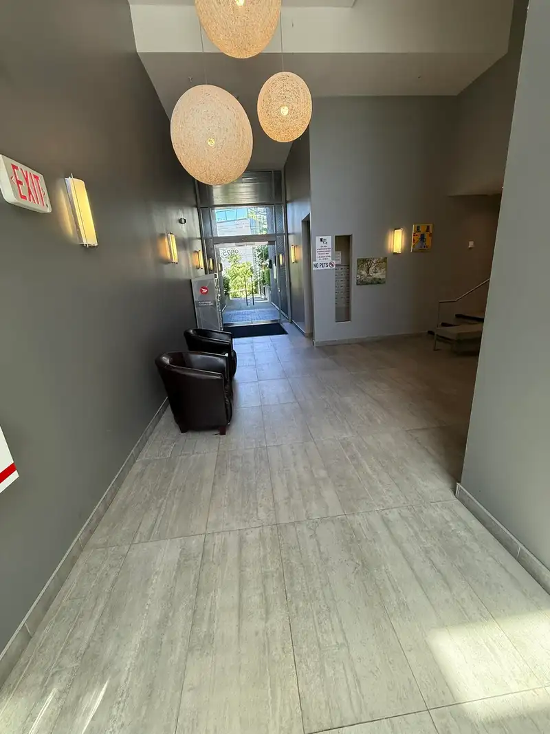 507 9025 HIGHLAND COURT - photo 2 of 11