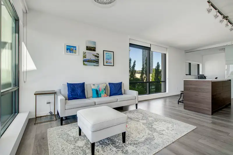 608 2378 ALPHA AVENUE - photo 4 of 25