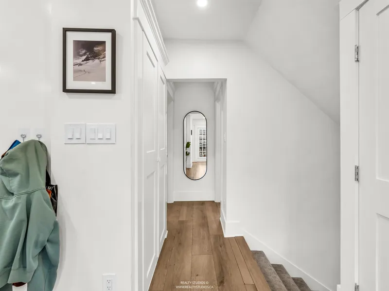 354 W 15TH AVENUE - photo 2 of 25