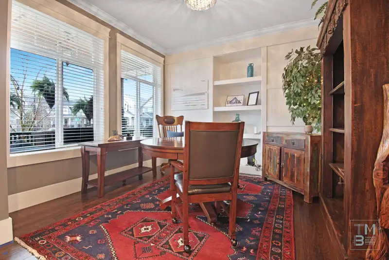 266 W 174A STREET - photo 4 of 40