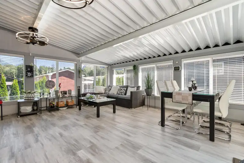 21 59060 LOUGHEED HIGHWAY - photo 4 of 38
