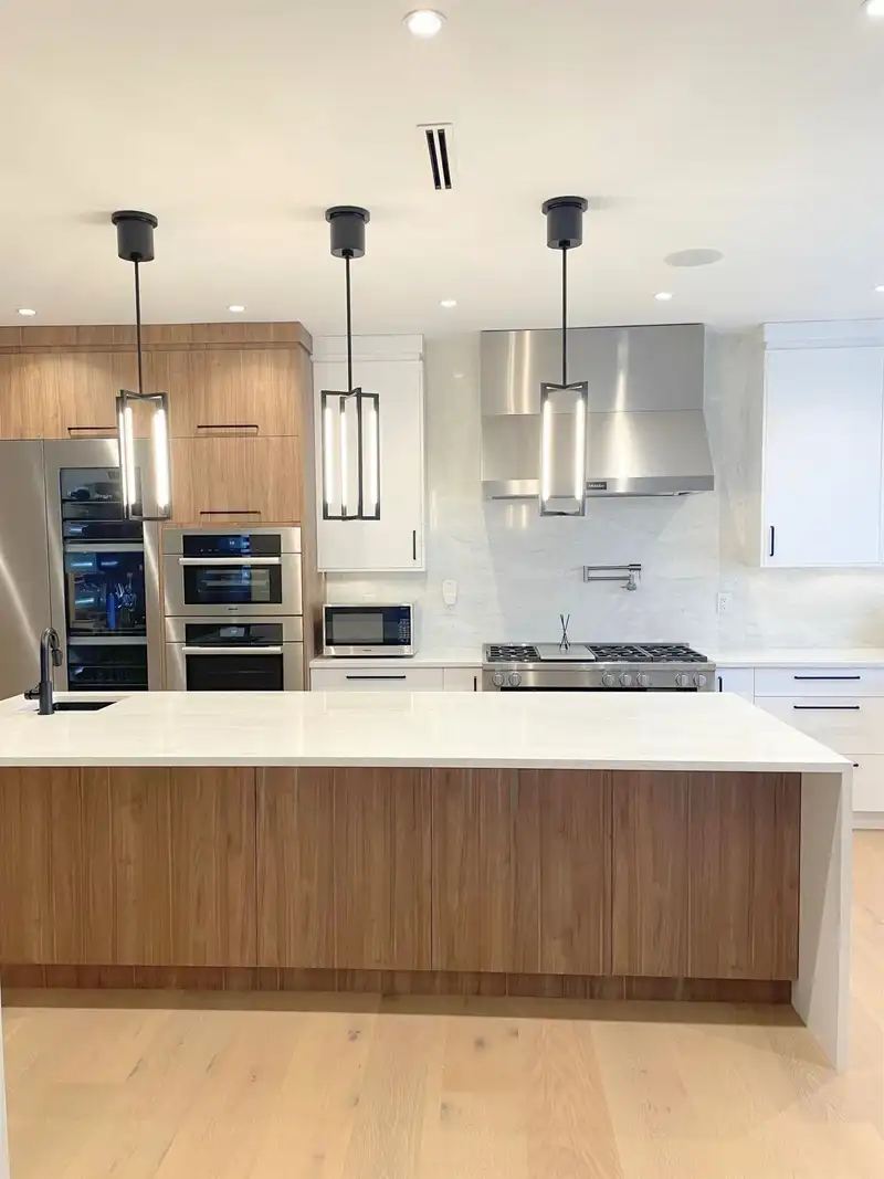 7158 BAYVIEW DRIVE - photo 4 of 31