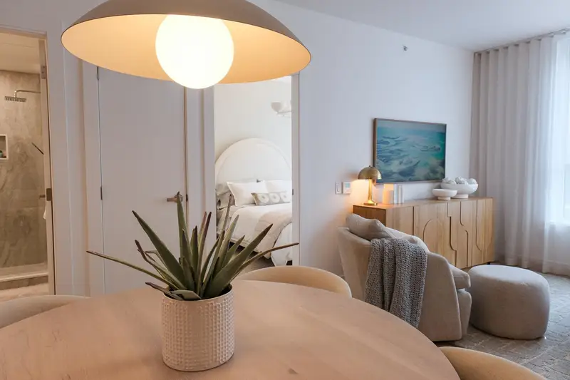 510 423 6TH STREET - photo 4 of 25