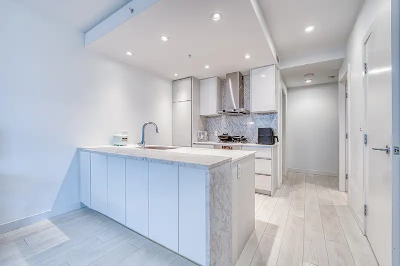 1711 6098 STATION STREET - photo 2 of 21