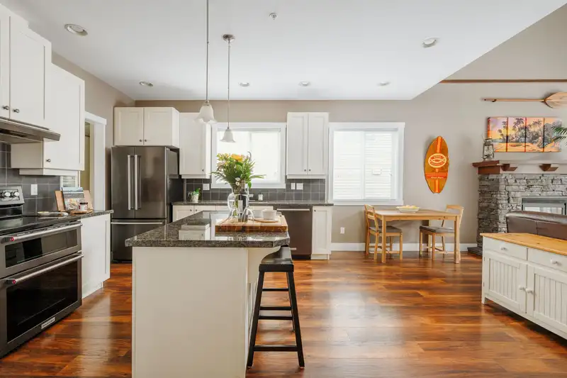 22840 FOREMAN DRIVE - photo 2 of 36
