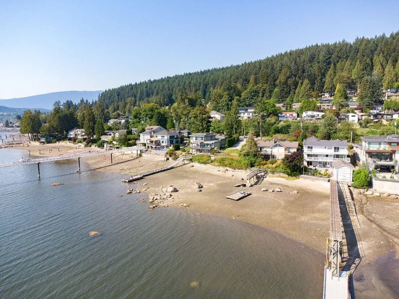 668 ALDERSIDE ROAD - photo 2 of 23