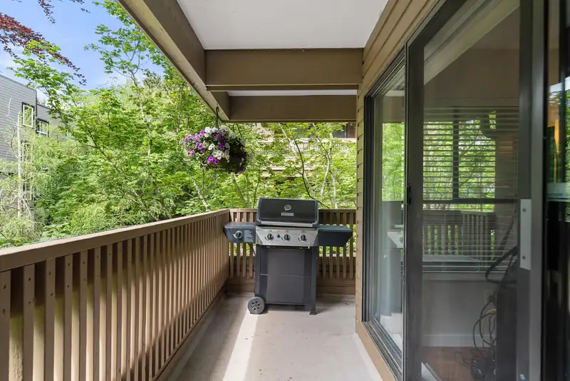 128 7451 MINORU BOULEVARD - photo 4 of 40