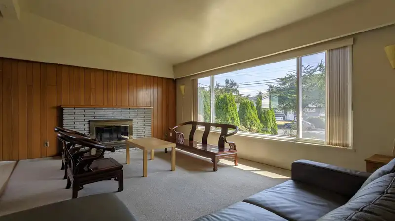 1245 SPERLING AVENUE - photo 3 of 25