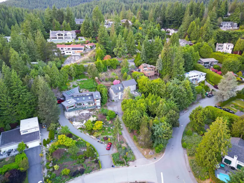 4605 WOODGREEN DRIVE - photo 1 of 5