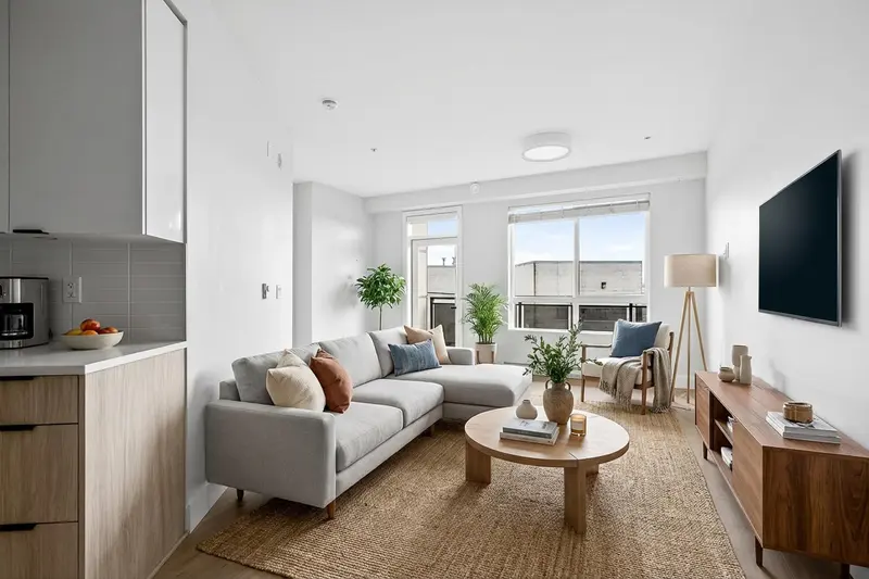 214 20061 FRASER HIGHWAY - photo 1 of 25