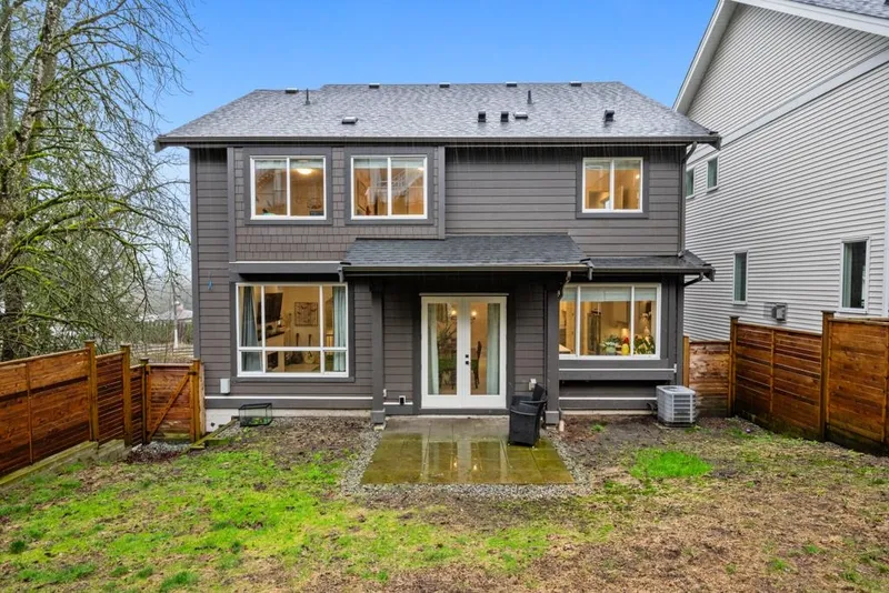 31577 MCCREATH PLACE - photo 4 of 25