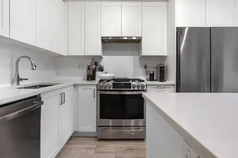 102 20673 78 AVENUE - photo 4 of 28