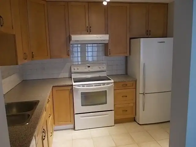 410 32085 GEORGE FERGUSON WAY - photo 4 of 27