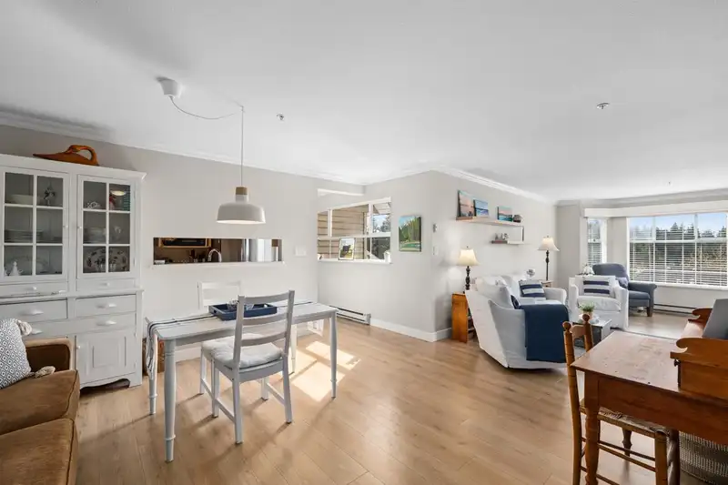 610 1000 BOWRON COURT - photo 1 of 32