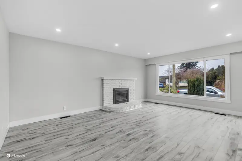 9610 HAZEL STREET - photo 3 of 25