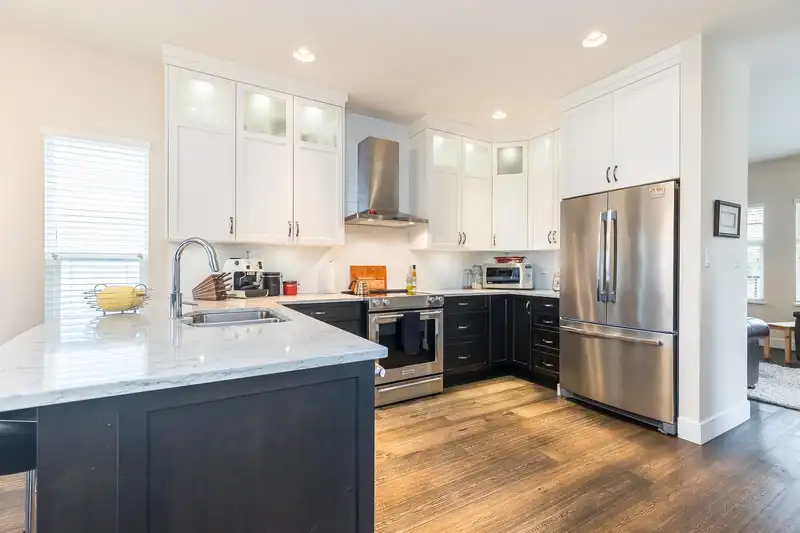 34707 4 AVENUE - photo 4 of 36