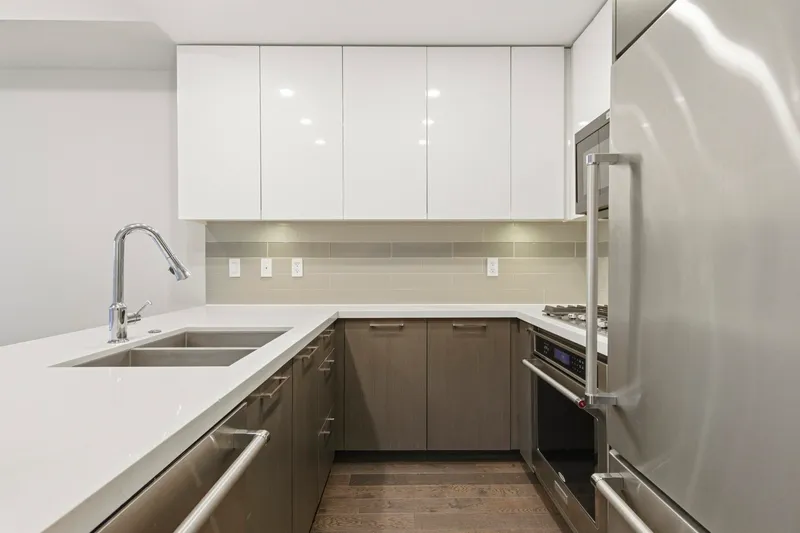 102 5311 CEDARBRIDGE WAY - photo 2 of 25