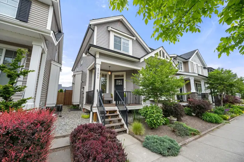 27055 35A AVENUE - photo 1 of 40